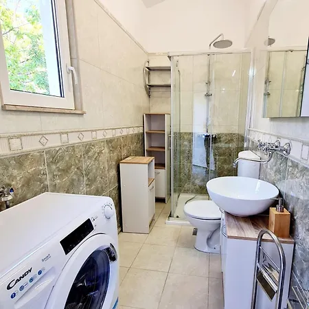 Family-friendly With Swimming Pool Podstrana, Split - 23526 * بودْسْتغانا